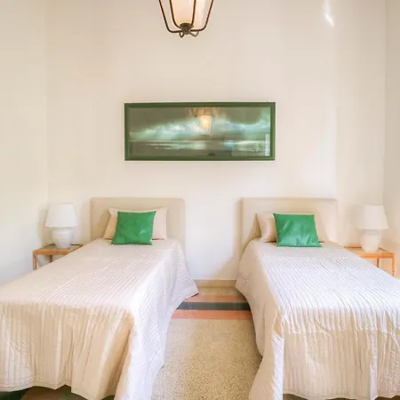 74 95mr S.severa Ragusa Casa vacanze
